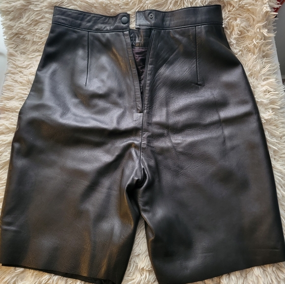 Daniel leather shorts - Picture 2 of 6